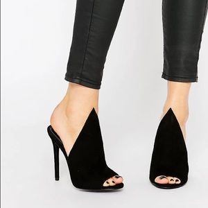 Lulus Vamp Mule Heel
